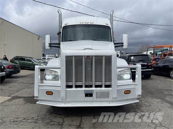 Kenworth T880 Tractor Units