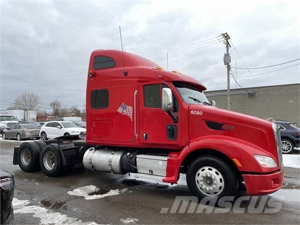 Peterbilt 587 트랙터 유닛