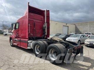Volvo VNL64T730 Tegljači