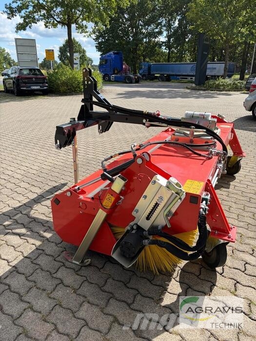 Adler Arbeitsmaschinen K 600 Lakaisukoneet