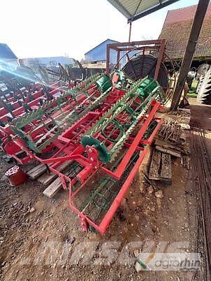 Agro-Masz AU56 Combination drills