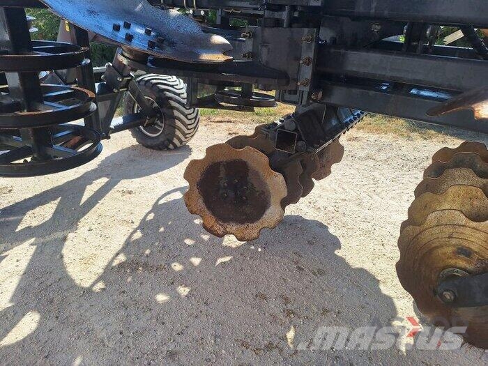 AgroLand Titanium Heavy 500 mit Fahrwerk Grades