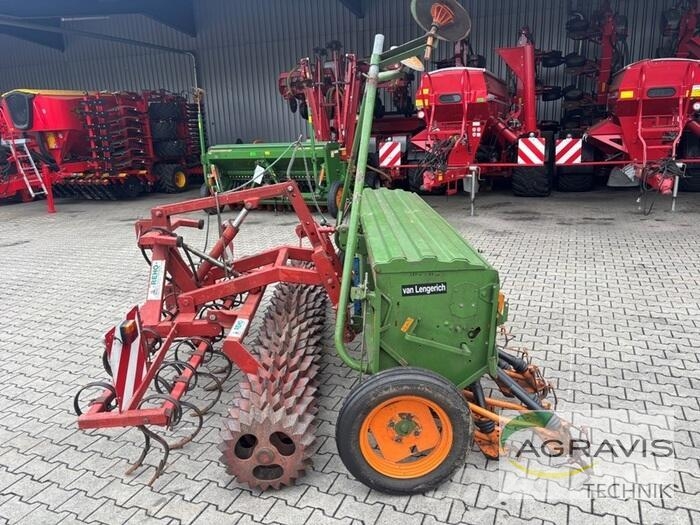 Amazone D8-30 SPECIAL + Grubber Mechanické sejačky
