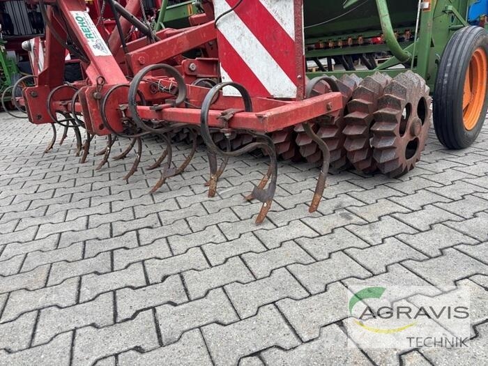 Amazone D8-30 SPECIAL + Grubber Mechanické sejačky