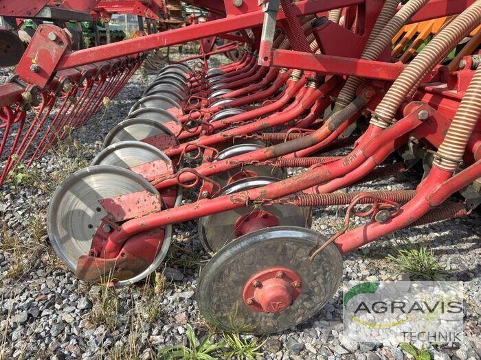 Amazone KE 3000 SPECIAL Rotačné brány a pôdne frézy