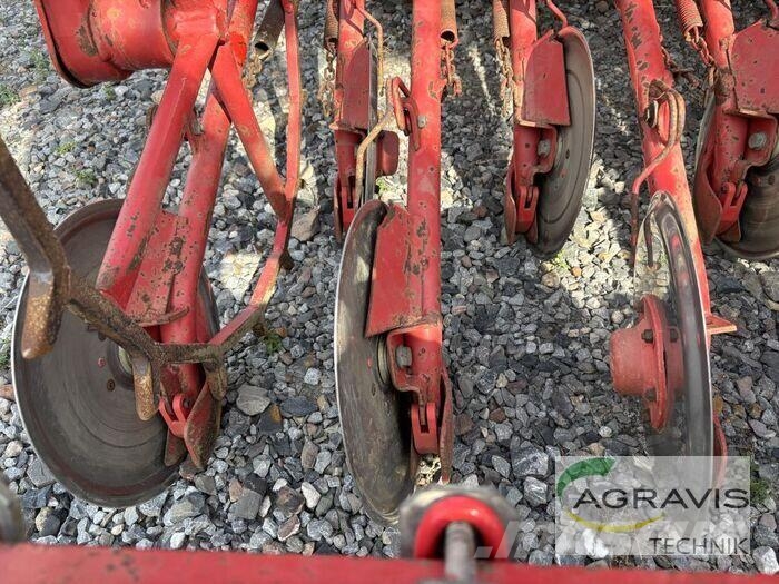 Amazone KE 3000 SPECIAL Rotačné brány a pôdne frézy