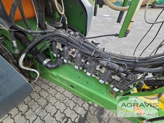 Amazone UX 11200 SUPER Getrokken spuitmachines