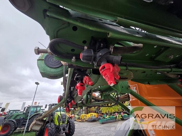 Amazone UX 11200 SUPER Getrokken spuitmachines