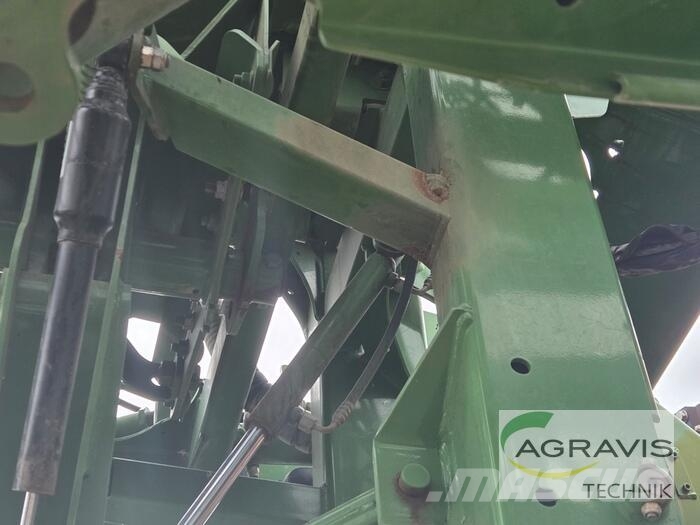 Amazone UX 11200 SUPER Getrokken spuitmachines