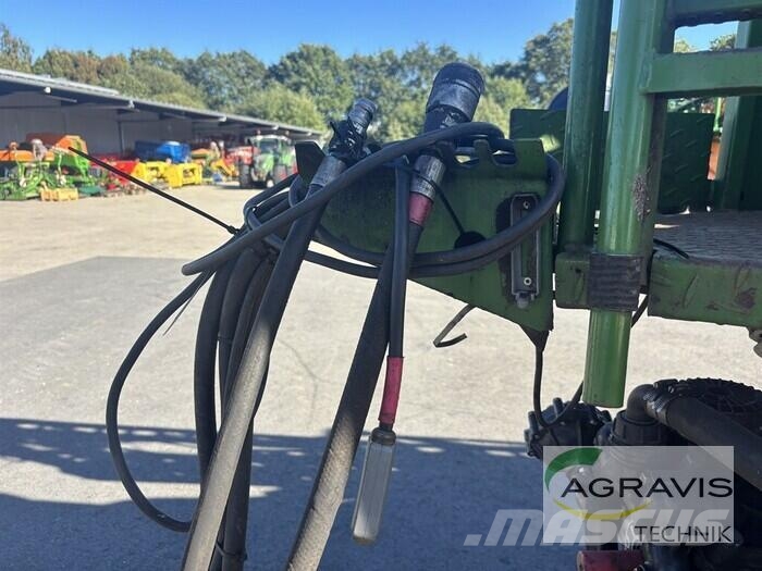 Amazone UX 4200 Trailed sprayers