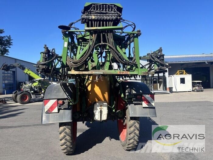 Amazone UX 4200 Trailed sprayers