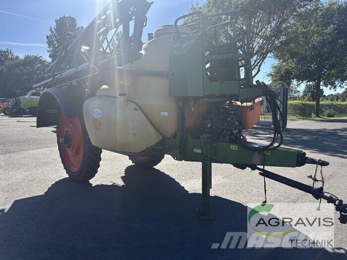 Amazone UX 4200 Trailed sprayers