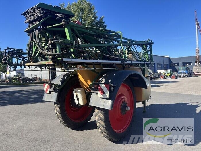 Amazone UX 4200 Trailed sprayers