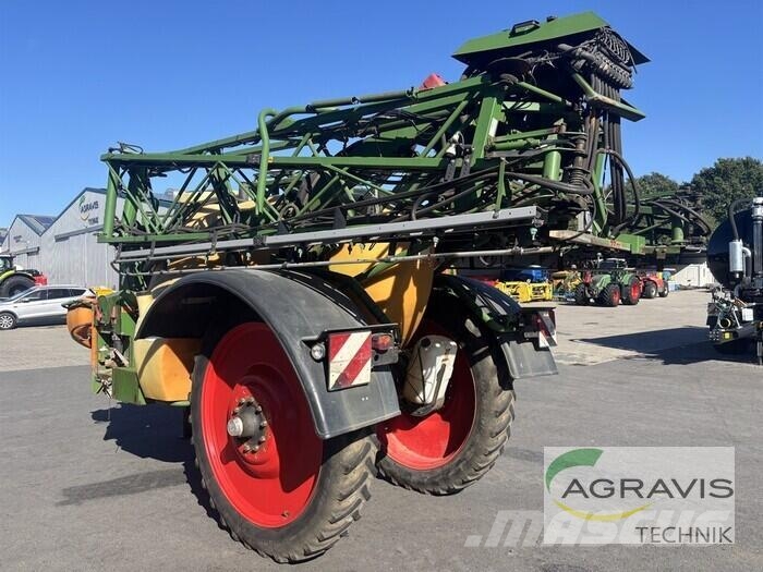 Amazone UX 4200 Trailed sprayers