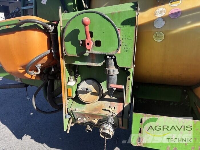 Amazone UX 4200 Trailed sprayers