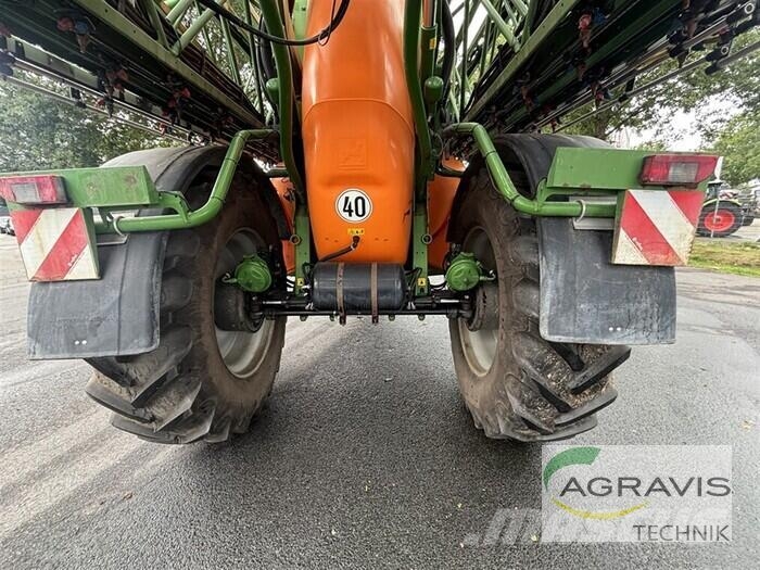 Amazone UX 6200 SUPER Vontatott trágyaszórók