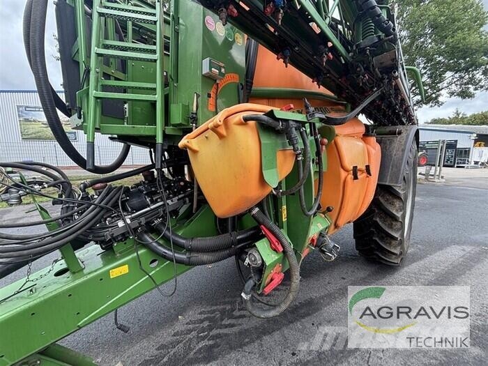 Amazone UX 6200 SUPER Vontatott trágyaszórók
