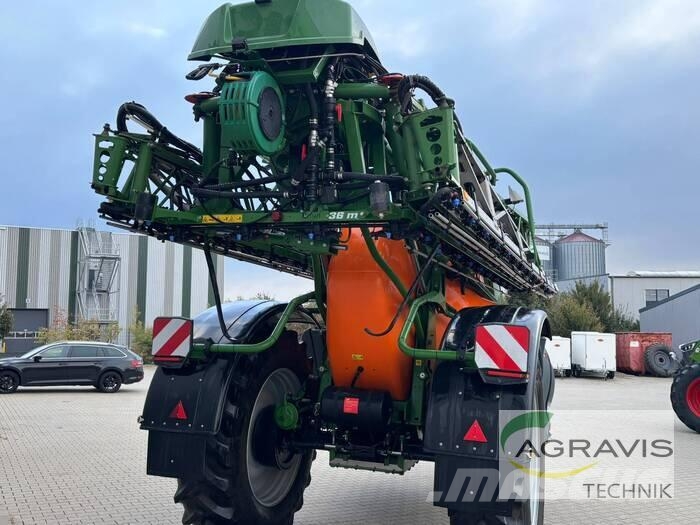 Amazone UX 7601 SUPER Vontatott trágyaszórók
