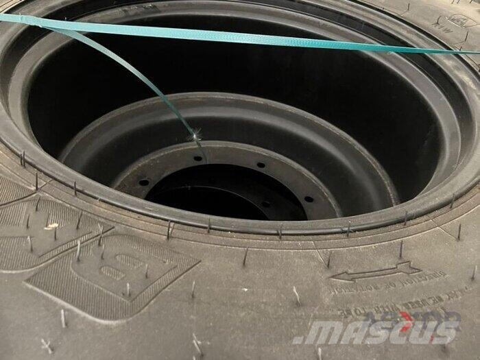 BKT 340/85R38+340/85R24 Reifen