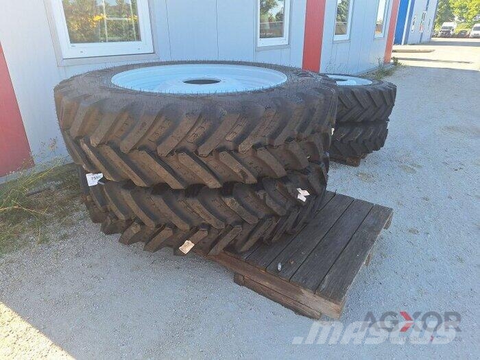 BKT 480/80R46+380/85R34 Pflegeräder Pneus, rodas e aros