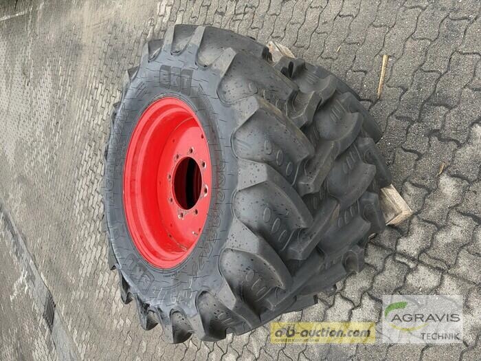 BKT PFLEGEBEREIFUNG BKT 380 / 85 R 24 + 420 / 85 R 38 Opony, koła i felgi