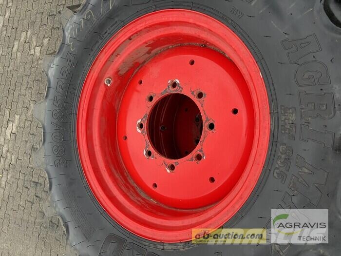 BKT PFLEGEBEREIFUNG BKT 380 / 85 R 24 + 420 / 85 R 38 Opony, koła i felgi