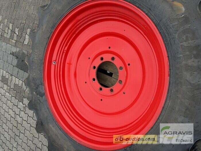 BKT PFLEGEBEREIFUNG BKT 380 / 85 R 24 + 420 / 85 R 38 Opony, koła i felgi
