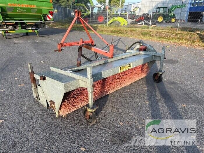 Briri KEHRMASCHINE Zametací stroje