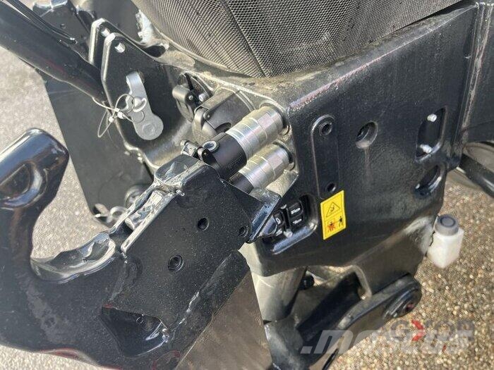 Case IH 200 Puma CVX الجرارات