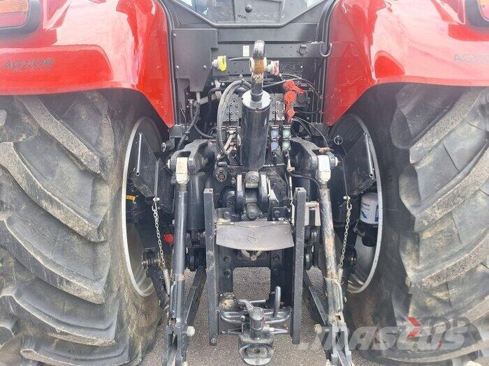 Case IH 220 MC Puma Трактори