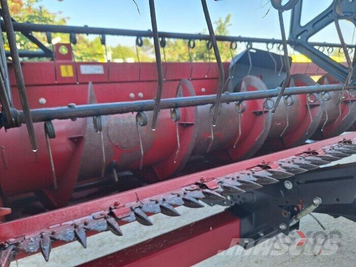Case IH 3050 Schneidwerk ملحقات الحصادات