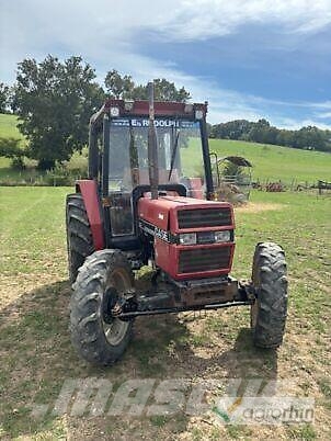 Case IH 633 Traktoriai