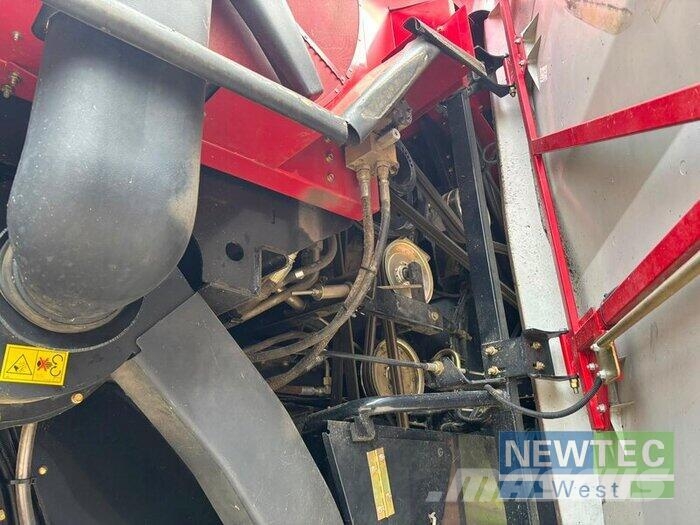 Case IH AF 7140 حصادات