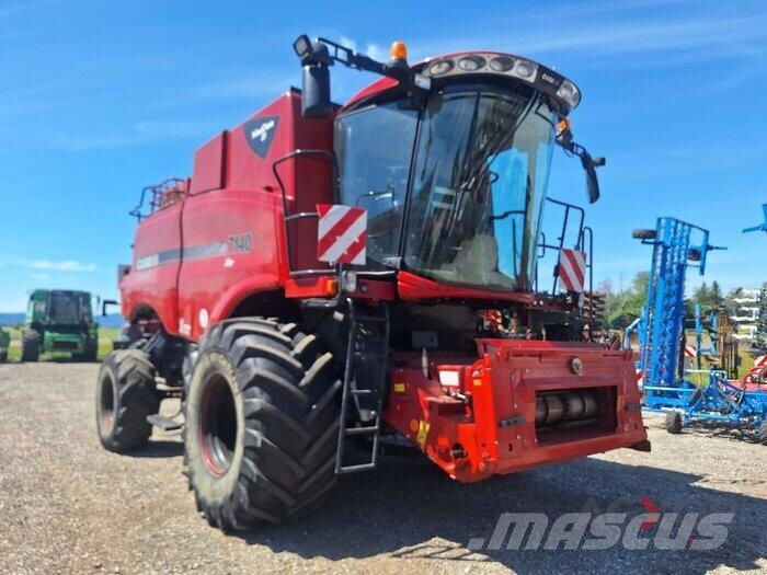 Case IH Axial-Flow 7140 Cosechadoras combinadas