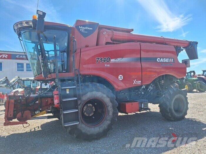 Case IH Axial-Flow 7140 Cosechadoras combinadas