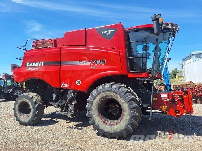 Case IH Axial-Flow 7140 Cosechadoras combinadas