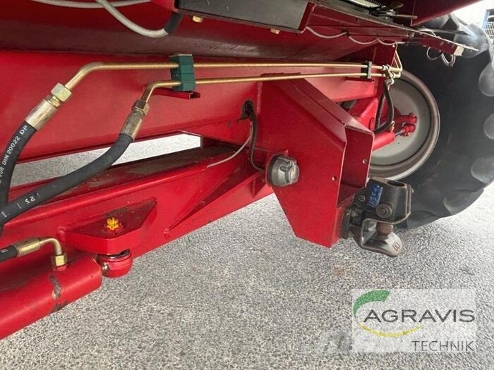 Case IH CF 80 + SW GS 690 Cosechadoras combinadas
