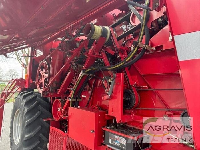 Case IH CF 80 + SW GS 690 Cosechadoras combinadas