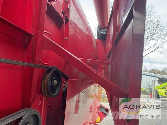 Case IH CF 80 + SW GS 690 Cosechadoras combinadas