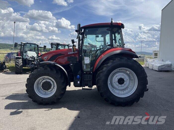 Case IH Farmall 100C Traktory