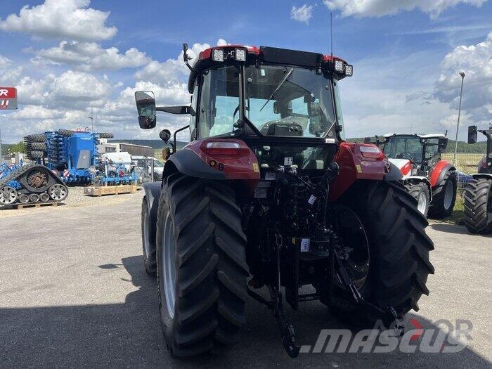 Case IH Farmall 100C Traktory