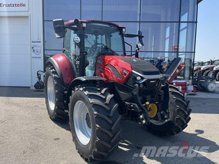 Case IH Farmall 120M Tractoren