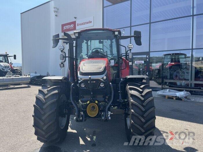Case IH Farmall 120M Tractoren