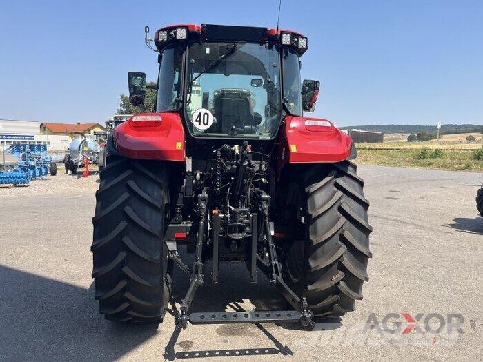 Case IH Farmall 120M Tractoren