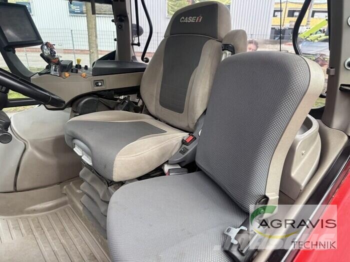 Case IH OPTUM 270 CVX Traktoren