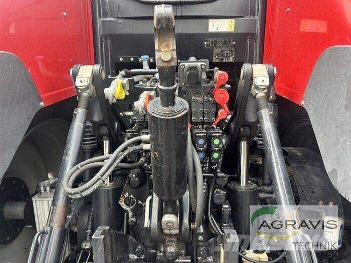 Case IH OPTUM 270 CVX الجرارات