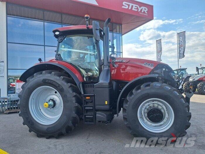 Case IH Optum 340 CVX الجرارات