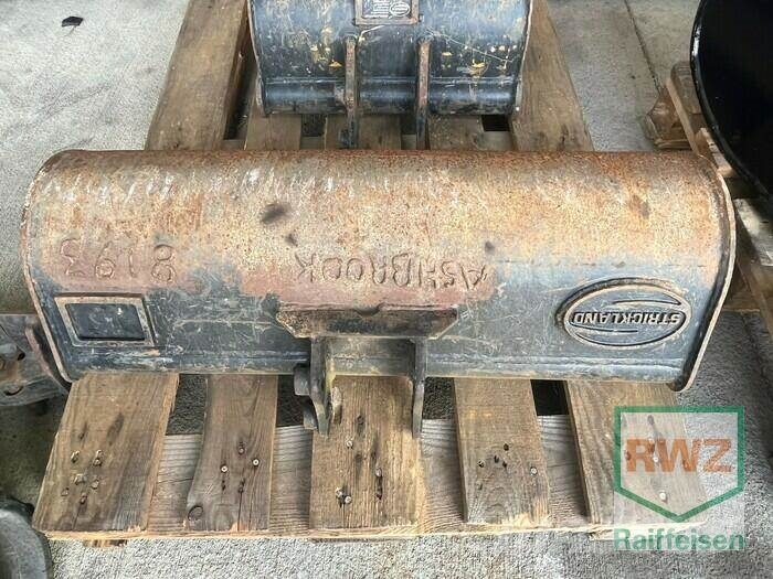 CAT 300.9D Kettenbagge 曳引機