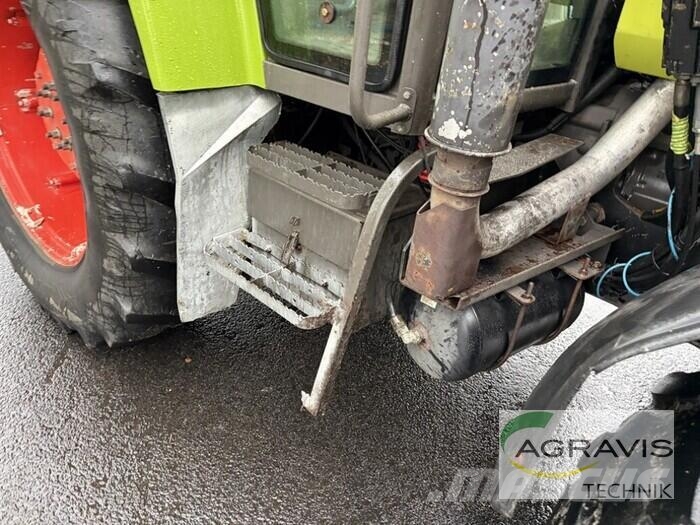 CLAAS ARES 556 RZ COMFORT Traktoren