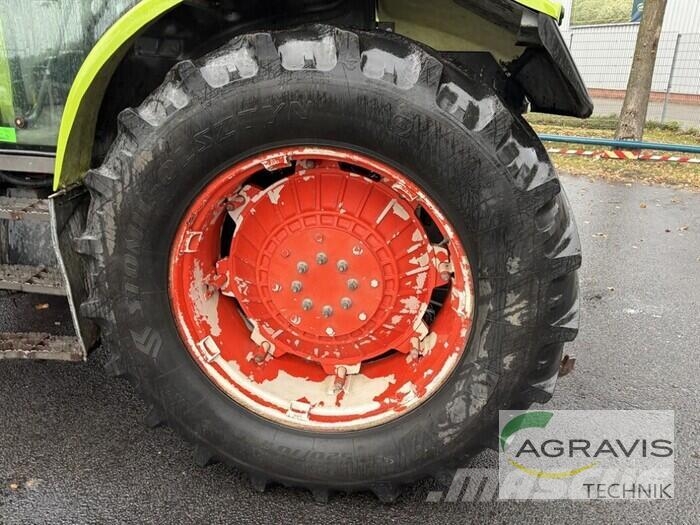 CLAAS ARES 556 RZ COMFORT Traktoren